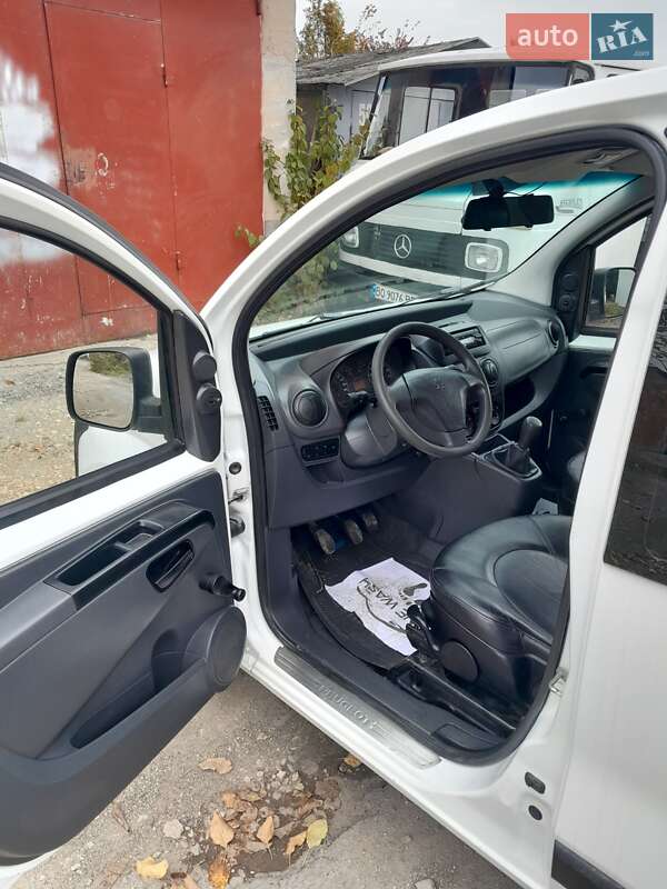 Минивэн Peugeot Bipper 2008 в Тернополе