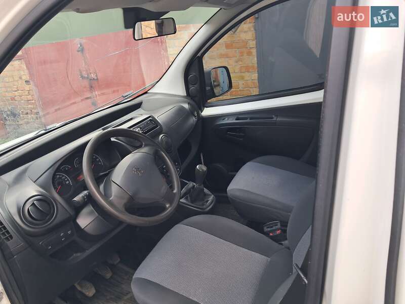 Вантажний фургон Peugeot Bipper 2013 в Кропивницькому