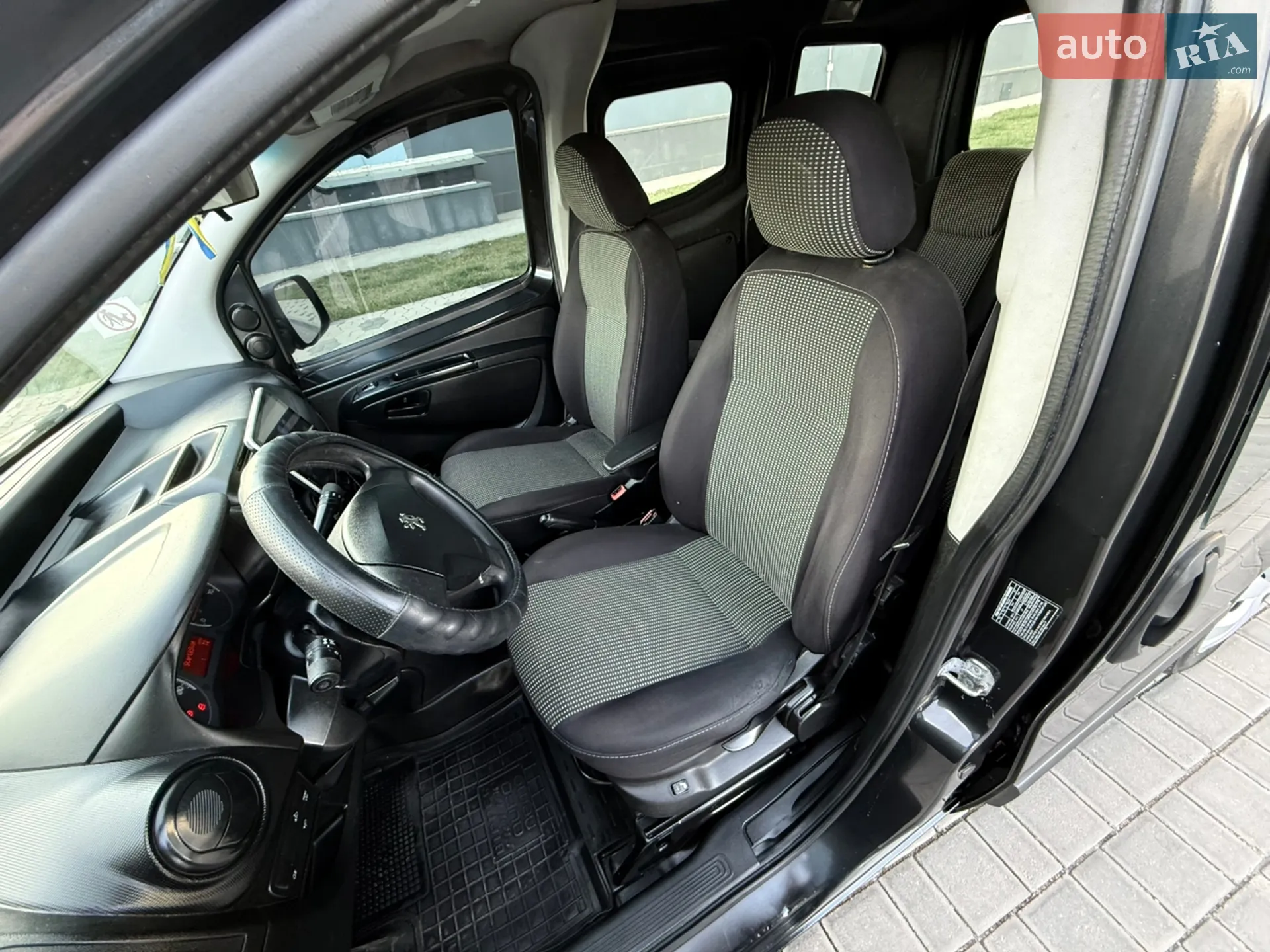 2011 Peugeot Bipper - мініатюра 39