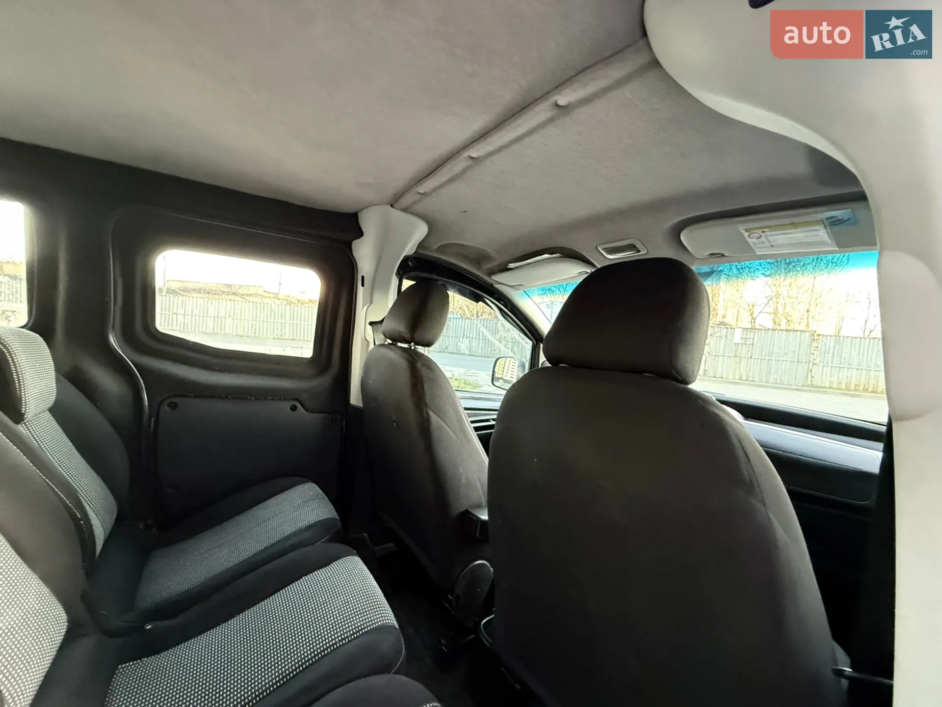 2011 Peugeot Bipper - мініатюра 61