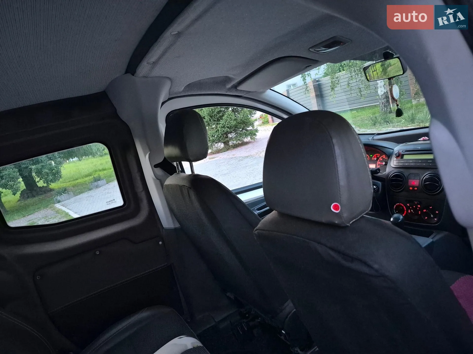 2010 Peugeot Bipper - мініатюра 25