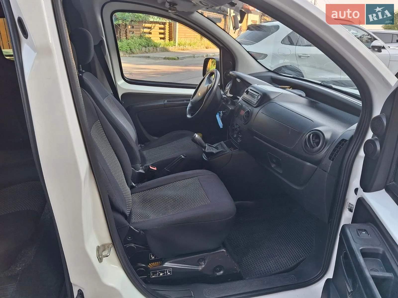 2011 Peugeot Bipper - мініатюра 8