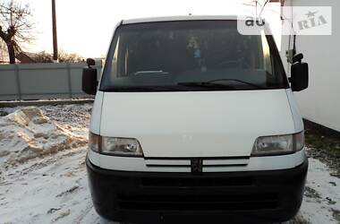 Вантажопасажирський фургон Peugeot Boxer 1996 в 