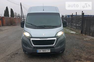 Грузопассажирский фургон Peugeot Boxer 2014 в Киеве