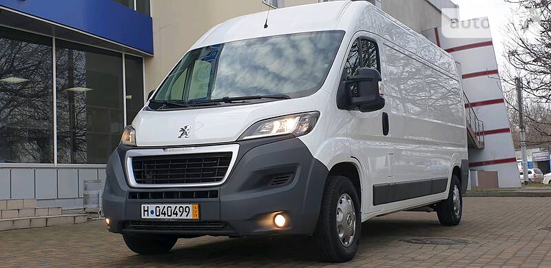 Грузопассажирский фургон Peugeot Boxer 2015 в Одессе