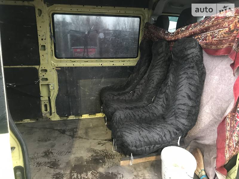 Вантажопасажирський фургон Peugeot Boxer 2007 в Києві