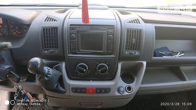 Вантажопасажирський фургон Peugeot Boxer 2008 в Сторожинці