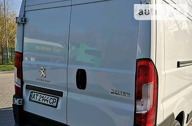 Грузопассажирский фургон Peugeot Boxer 2014 в Калуше