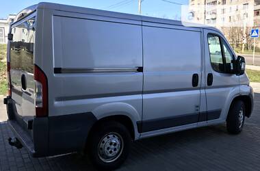 Вантажопасажирський фургон Peugeot Boxer 2008 в 