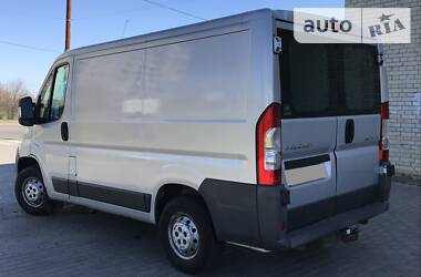 Вантажопасажирський фургон Peugeot Boxer 2008 в 