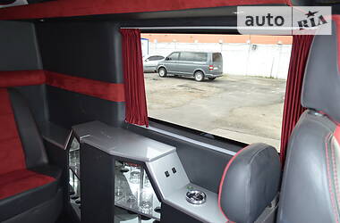 Вантажопасажирський фургон Peugeot Boxer 2011 в 