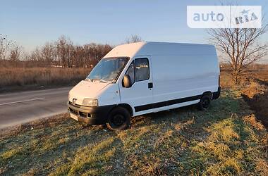 Грузовой фургон Peugeot Boxer 2004 в Полтаве