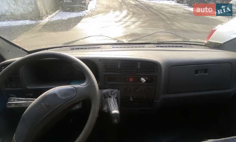 Мікроавтобус Peugeot Boxer 1998 в Києві