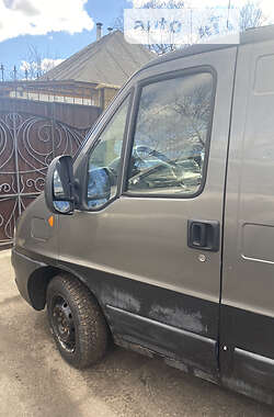 Грузовой фургон Peugeot Boxer 2003 в Смеле