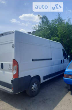 Вантажний фургон Peugeot Boxer 2015 в Івано-Франківську