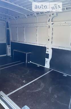 Вантажний фургон Peugeot Boxer 2022 в Броварах