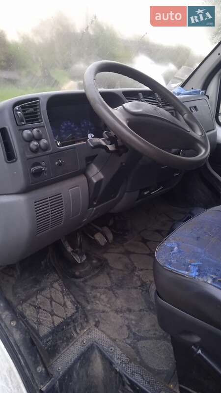 Микроавтобус Peugeot Boxer 2001 в Беляевке