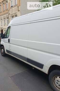 Вантажний фургон Peugeot Boxer 2012 в Червонограді