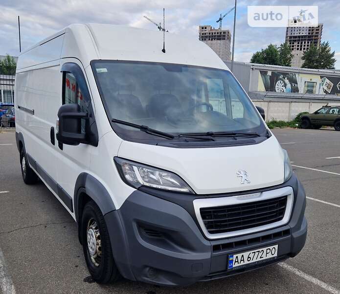 Грузовой фургон Peugeot Boxer 2017 в Киеве