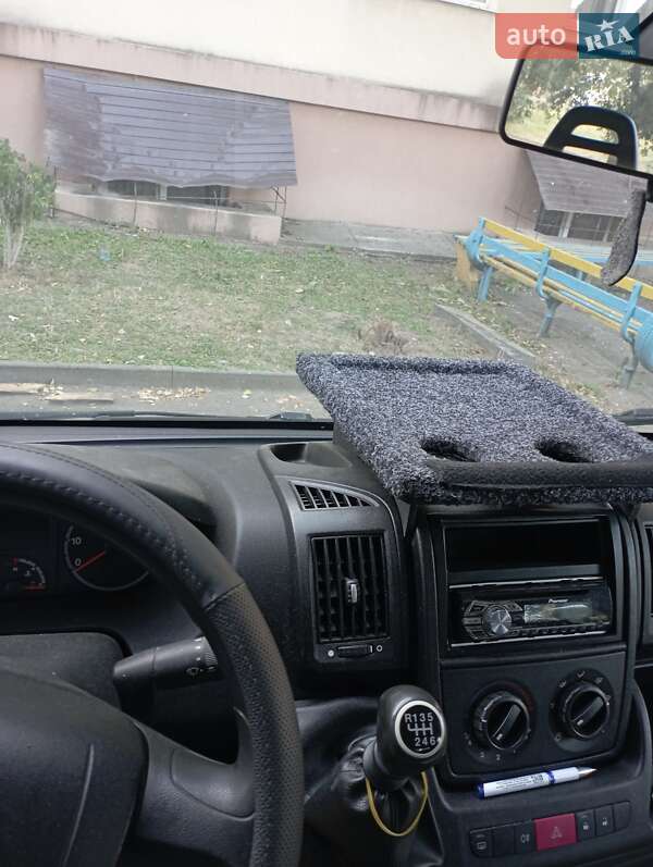 Автовоз Peugeot Boxer 2013 в Ровно