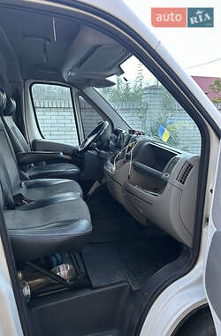 Грузовой фургон Peugeot Boxer 2006 в 