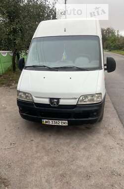 Вантажний фургон Peugeot Boxer 2005 в Калинівці