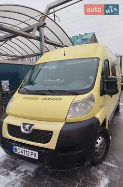 Вантажопасажирський фургон Peugeot Boxer 2007 в Львові