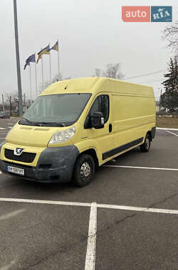 Вантажний фургон Peugeot Boxer 2007 в Житомирі