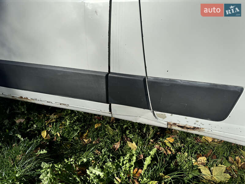 Вантажопасажирський фургон Peugeot Boxer 2008 в Рава-Руській