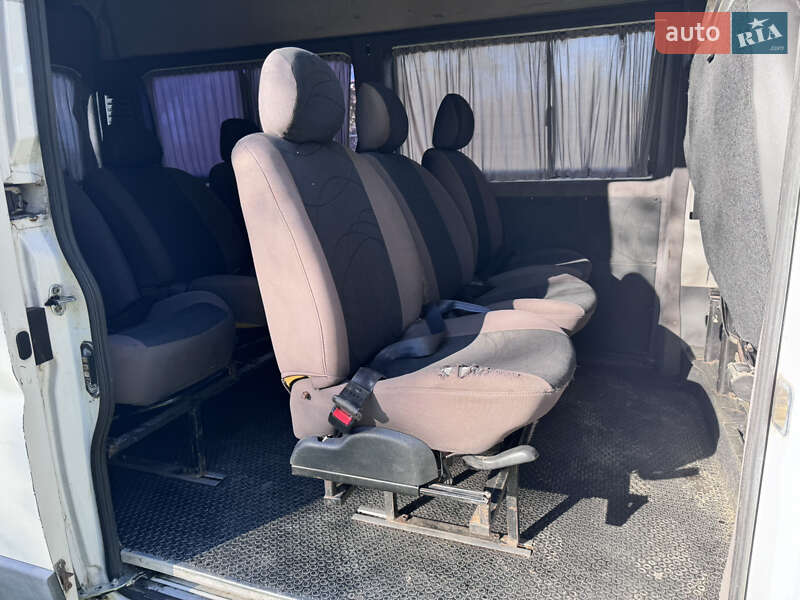 Вантажопасажирський фургон Peugeot Boxer 2008 в Рава-Руській