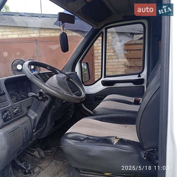 Грузовой фургон Peugeot Boxer 1995 в 