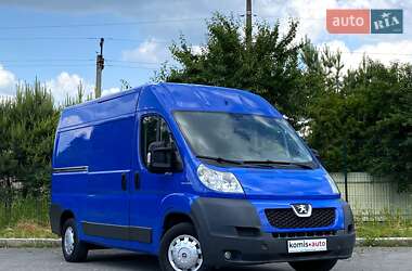 Вантажний фургон Peugeot Boxer 2008 в Хмельницькому