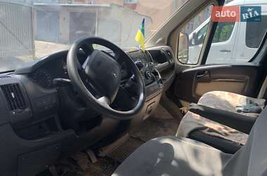 Вантажний фургон Peugeot Boxer 2012 в Тернополі