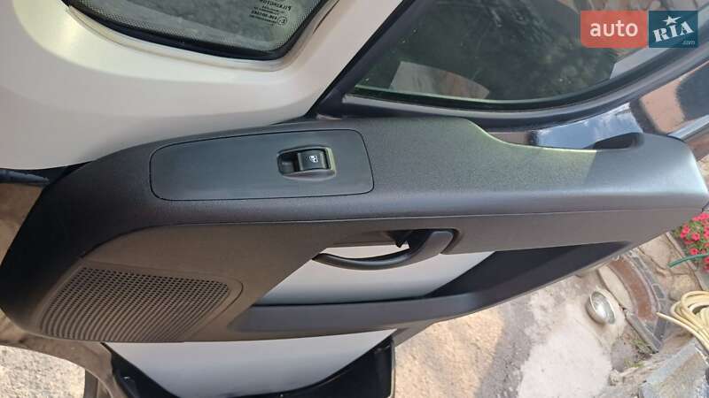 Вантажний фургон Peugeot Boxer 2013 в Переяславі