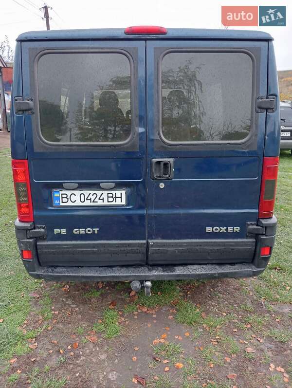 Вантажний фургон Peugeot Boxer 2003 в Рогатині