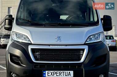 Грузопассажирский фургон Peugeot Boxer 2019 в  фото 8 Грузопассажирский фургон Peugeot Boxer 2019 в