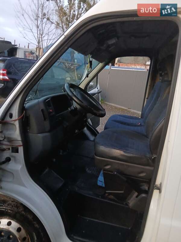 Другие грузовики Peugeot Boxer 2000 в Львове