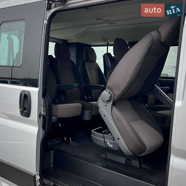 Грузопассажирский фургон Peugeot Boxer 2019 в Ровно