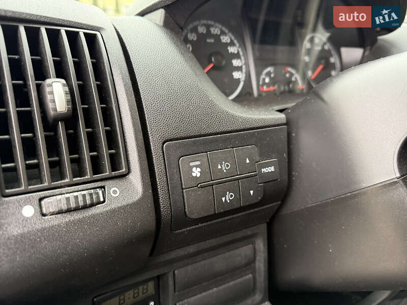 Тентований Peugeot Boxer 2011 в Львові