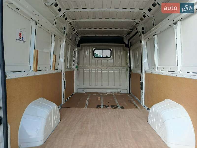 Грузовой фургон Peugeot Boxer 2019 в Киеве