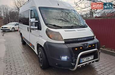 Грузопассажирский фургон Peugeot Boxer 2008 в Львове