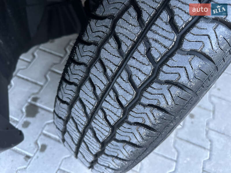 Вантажний фургон Peugeot Boxer 2020 в Львові