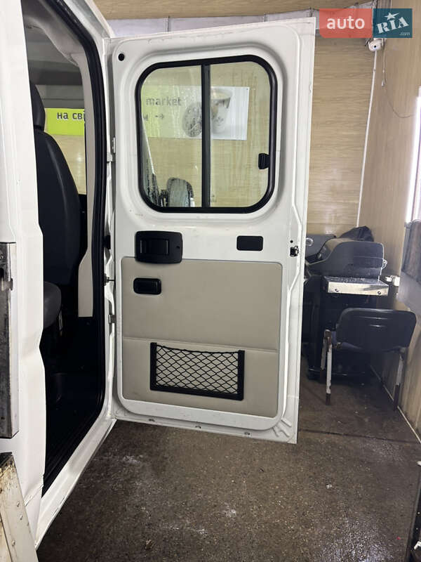 Грузопассажирский фургон Peugeot Boxer 2012 в Ивано-Франковске фото 13 Грузопассажирский фургон Peugeot Boxer 2012 в Ивано-Франковске