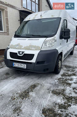 Грузовой фургон Peugeot Boxer 2011 в Брошневе-Осаде