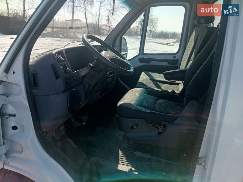 Борт Peugeot Boxer 2000 в Виньковцах
