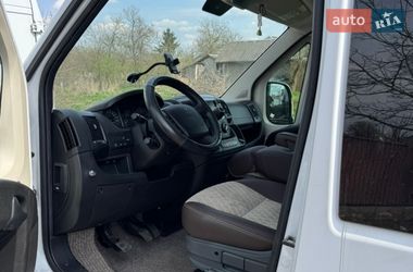 Вантажопасажирський фургон Peugeot Boxer 2021 в Чернівцях