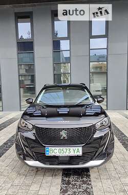 Внедорожник / Кроссовер Peugeot e-2008 2020 в 