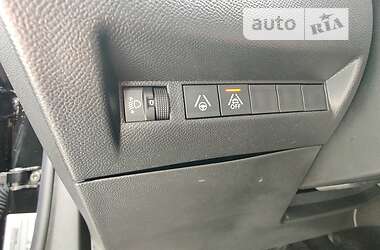 Внедорожник / Кроссовер Peugeot e-2008 2020 в 