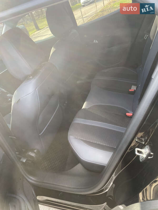 Позашляховик / Кросовер Peugeot e-2008 2020 в Вінниці