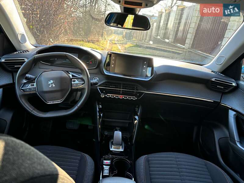 Позашляховик / Кросовер Peugeot e-2008 2021 в Одесі